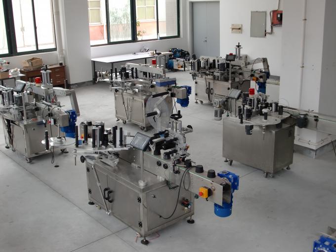 वर्ग बोतल डबल साइड तेर्सो लेबलिंग मेशिन नियमित वा अनियमित कन्टेनर