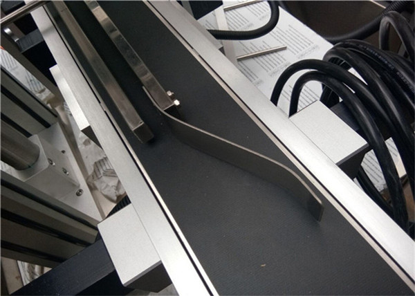 सीई शीर्ष लेबलि Machine मेशीन पेय / पेय / दैनिक केमिकल / चिकित्साको लागि