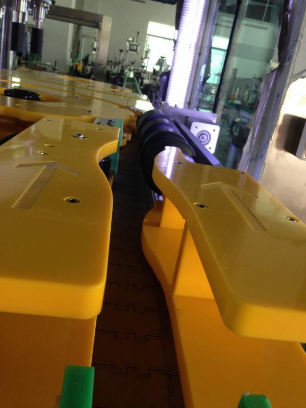 उच्च उत्पादन वाइन / बियर बोतल लेबलिंग मेशीन, राउन्ड बोतल लेबलर