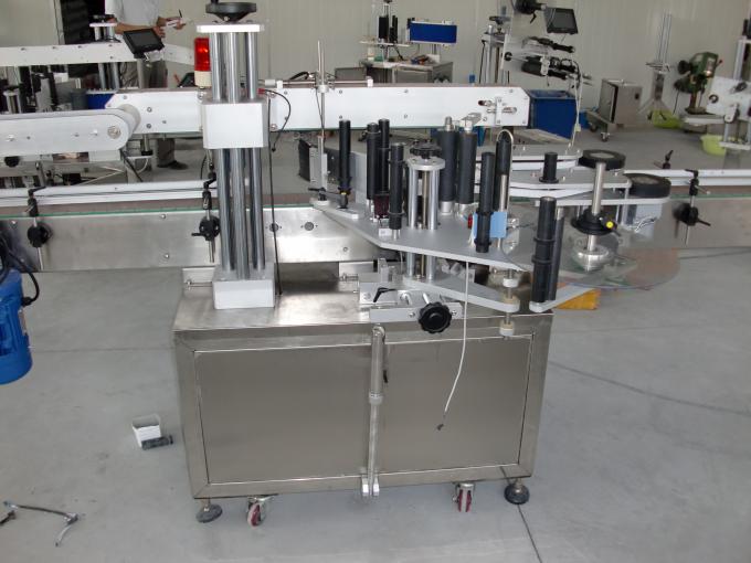 प्लास्टिक र गिलासको बोतलहरू PLC नियन्त्रण स्वचालित डबल साइड स्टीकर लेबलिंग मशिन सर्वो मोटर