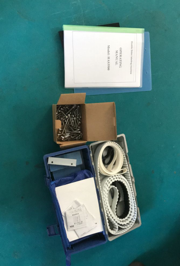 स्क्वायर / राउन्ड / फ्ल्याट बोतलका लागि उच्च स्पीड डबल साइड स्टिकर लेबलिंग मेशीन