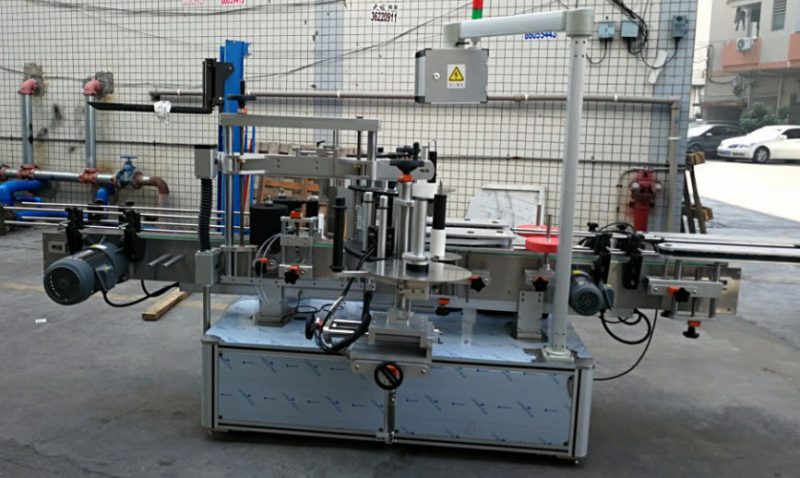 चीन डबल साइड स्टीकर अण्डाकार अंडाकार बोतल स्वचालित लेबलिंग मशीन १२०० डब्लू आपूर्तिकर्ता